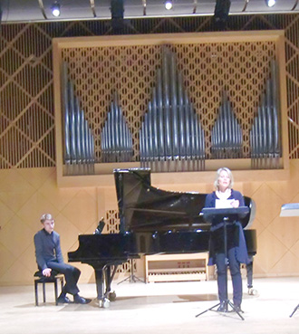 Lukas Rommelspacher (Klavier) und Prof. Stefanie Köhler (Rezitation) 